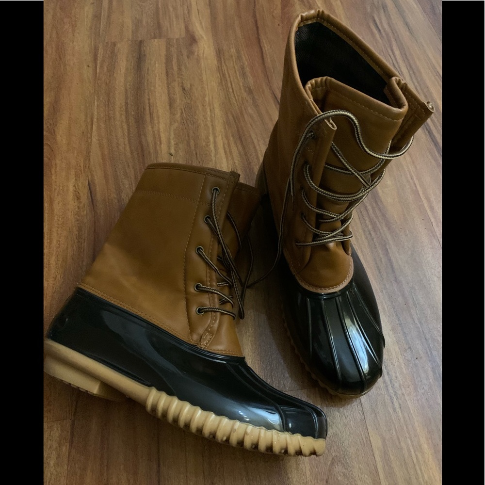 🆕❤️Sporto Duck Boots
